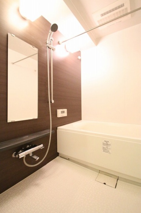 バス・シャワールーム　日々の暮らしに欠かせないお風呂です