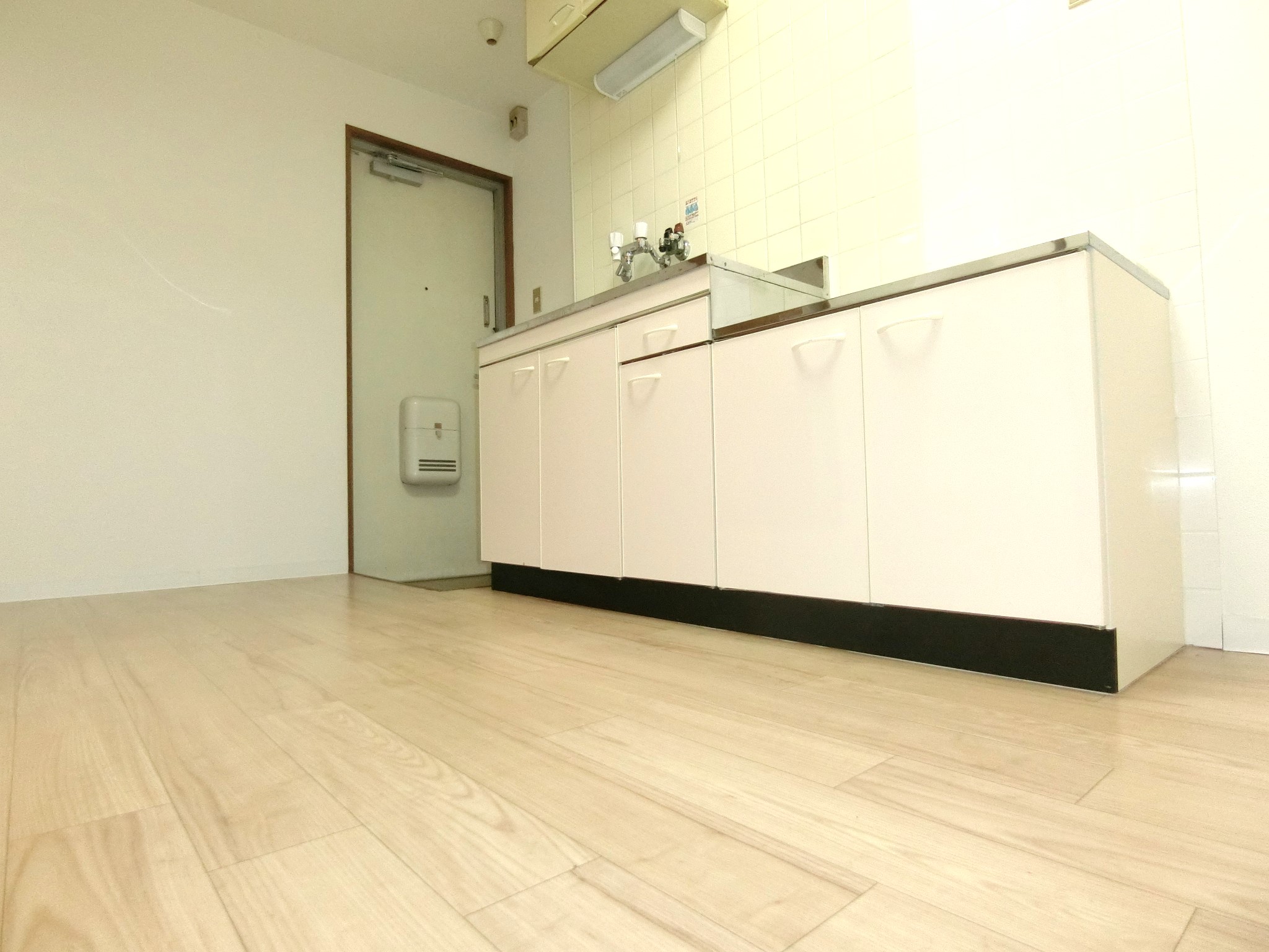 その他　少し広めのキッチンです☆