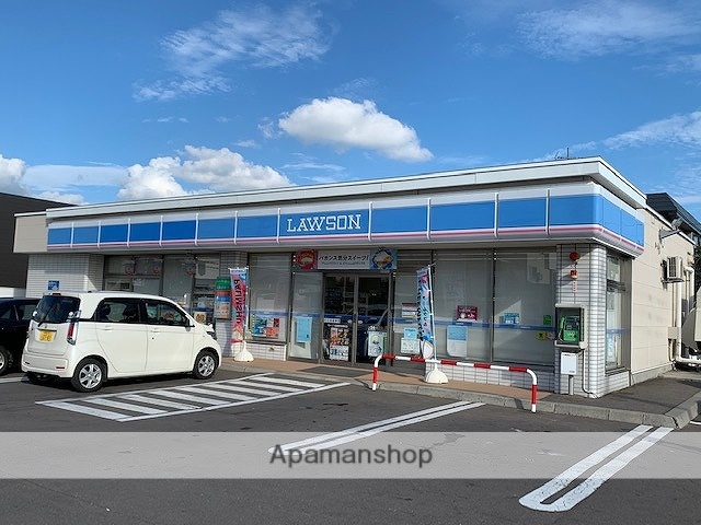 コンビニ　ローソン（コンビニ）まで357m