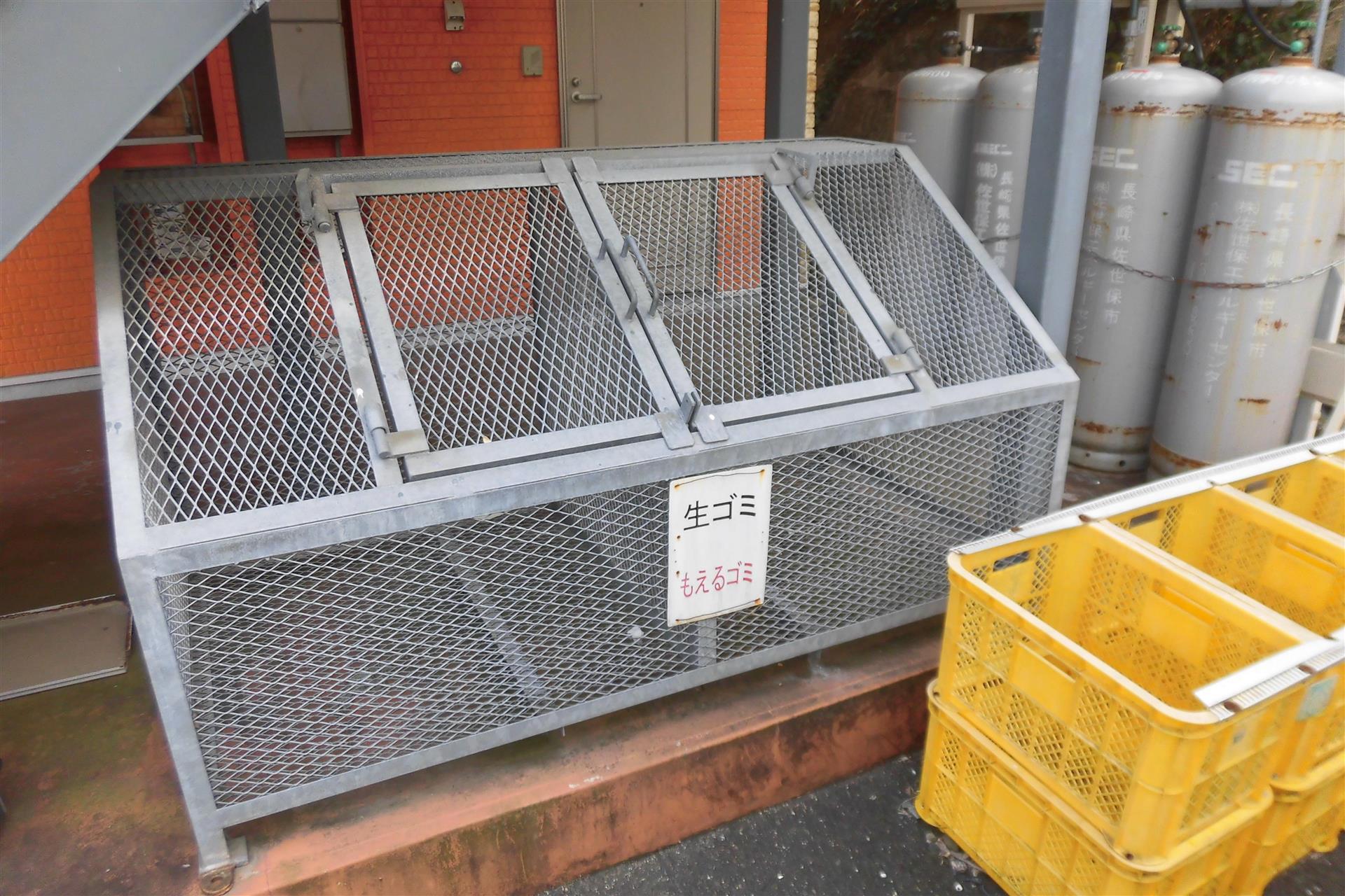 その他　敷地内にゴミステーションあり