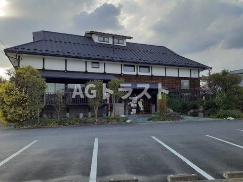 飲食店　木こり亭（飲食店）まで411m