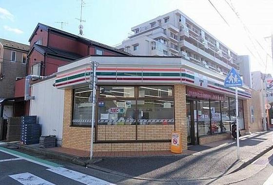 コンビニ　セブンイレブン横浜大豆戸町店（コンビニ）まで191m