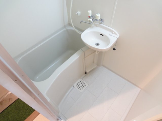 バス・シャワールーム　同物件別室