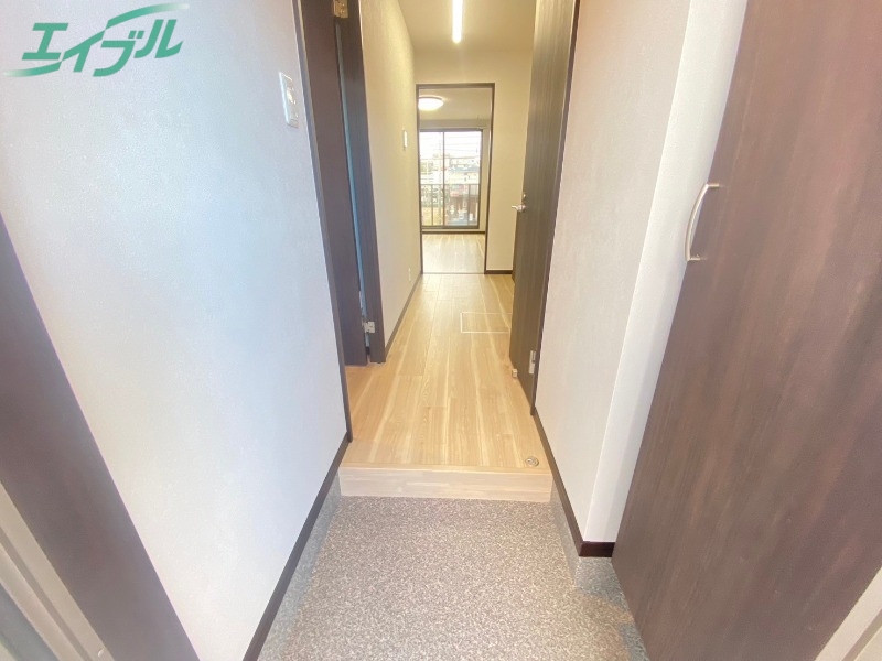 玄関　同型参考写真