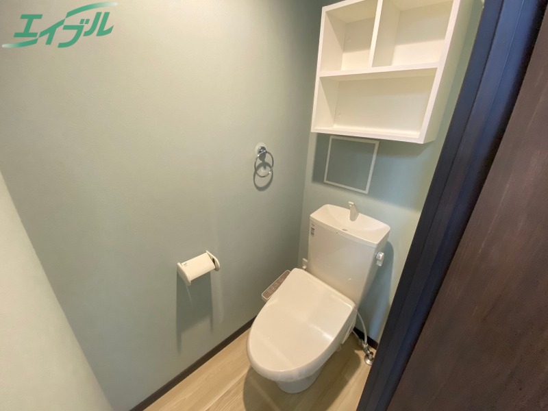 トイレ　同型参考写真