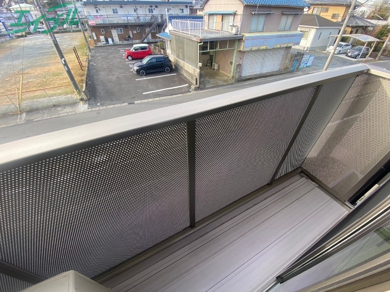 バルコニー　同型参考写真