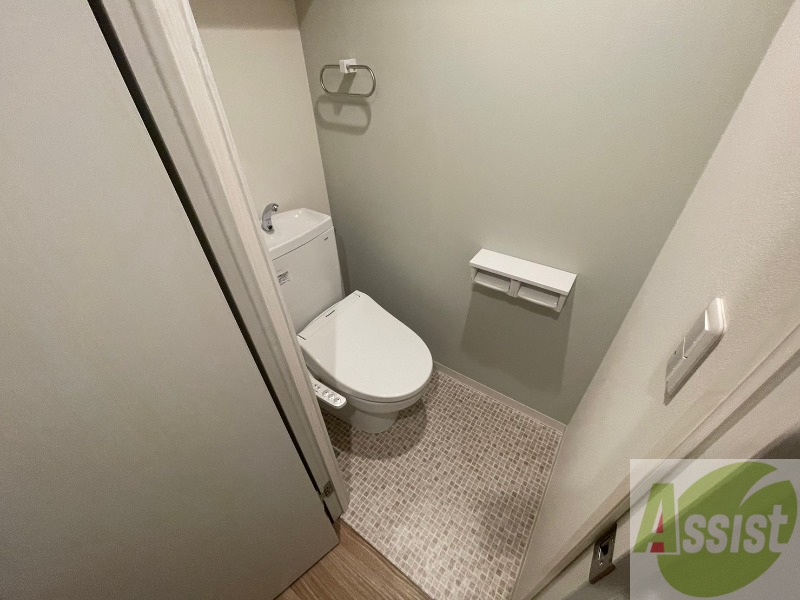 トイレ　トイレです。ウォシュレット付を探している方、おすすめです。