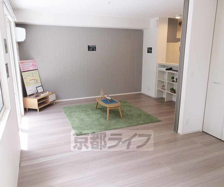 居室・リビング　とっても綺麗な室内・