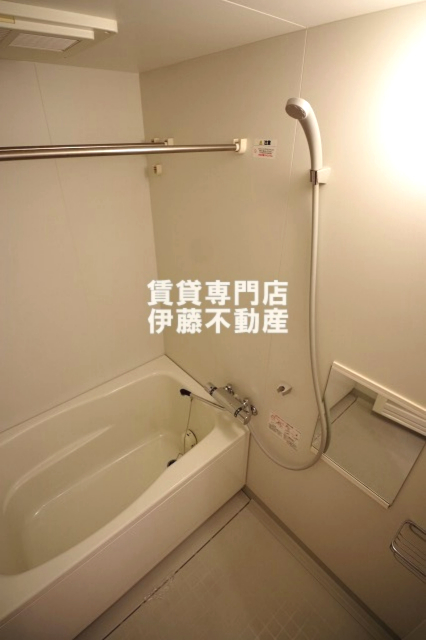 バス・シャワールーム　追い焚き機能付給湯設備