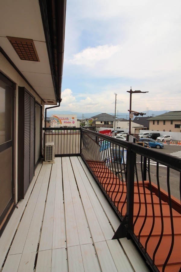 バルコニー　ベランダ