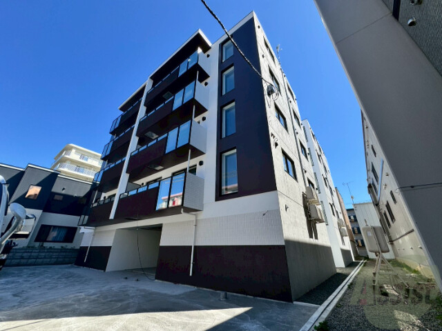 建物外観　中央区南１３条「ＨＩＧＨＲＥＳＩＤＥＮＣＥＹＡＭＡＨＡＮＡ」