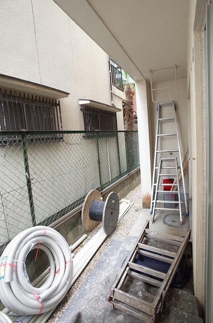 バルコニー　バルコニー