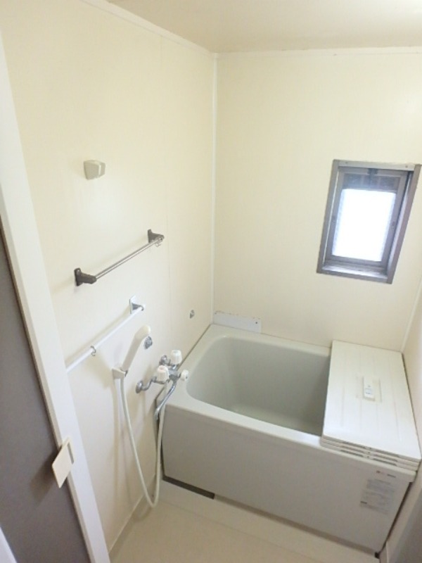 バス・シャワールーム　図面と現状に相違がある場合には現状を優先