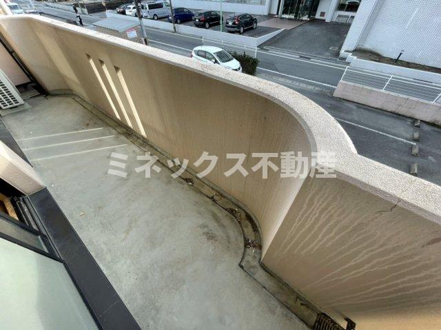 玄関　同タイプのお部屋の写真。現況優先