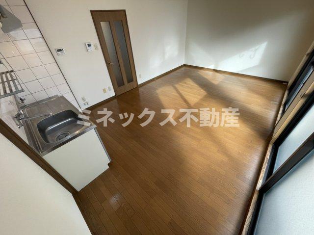キッチン　同タイプのお部屋の写真。現況優先