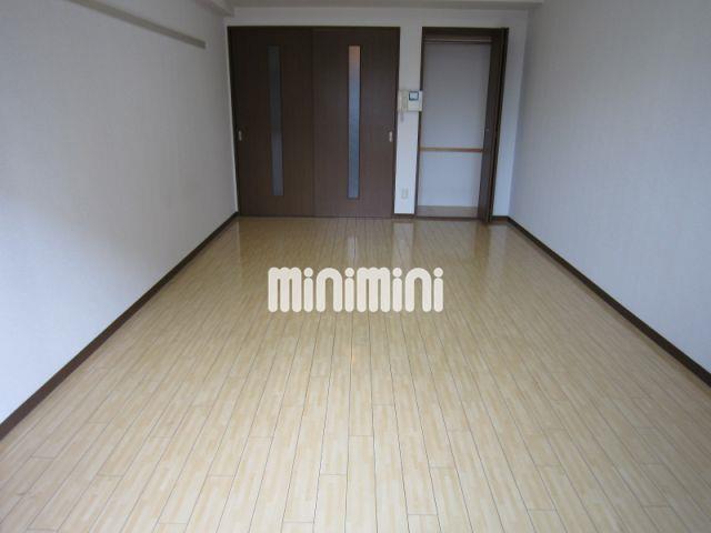 居室・リビング　１１帖越えの広いお部屋です