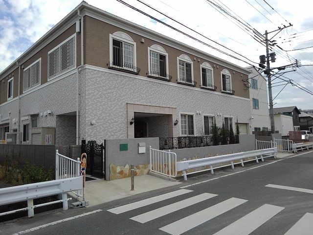 幼稚園・保育園　青いほしこども園（幼稚園・保育園）まで400m