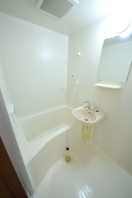 バス・シャワールーム　～さっぱりしましょう～