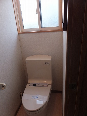 レインボーガーデン5のトイレ写真