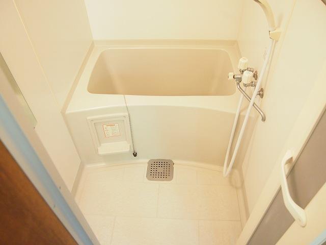 バス・シャワールーム　浴室