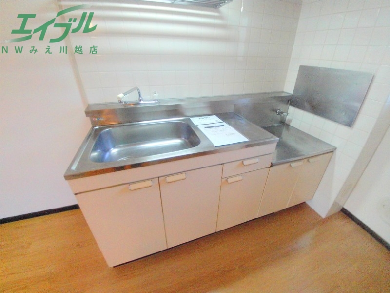 キッチン　同型反転参考写真