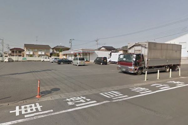 コンビニ　セブンイレブン田沼吉水駅前店（コンビニ）まで526m