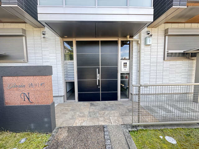 エントランス　エントランス