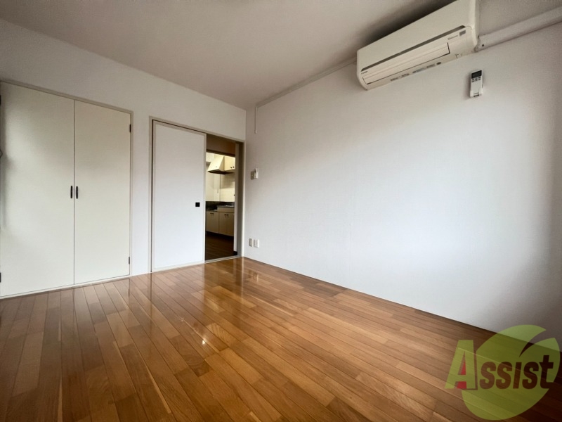 その他部屋・スペース　６．０帖の洋室です。広々としていますね。