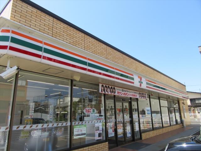 コンビニ　セブンイレブン西千手店（コンビニ）まで290m