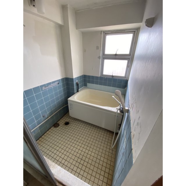 バス・シャワールーム　バスルーム