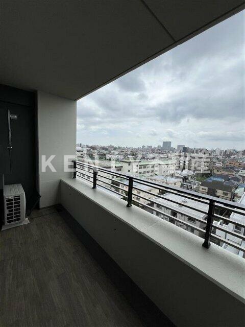 バルコニー　バルコニーがあります