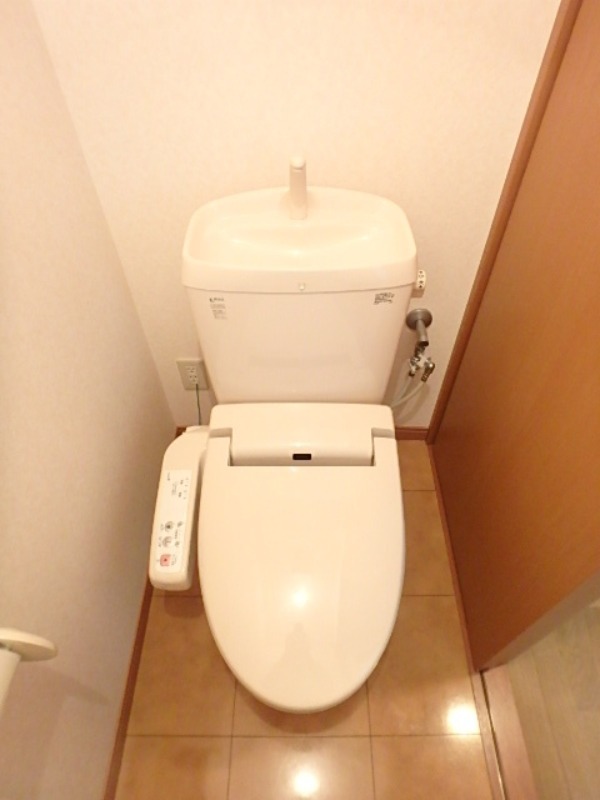 トイレ　図面と現状に相違がある場合には現状を優先