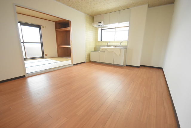 居室・リビング　リビング