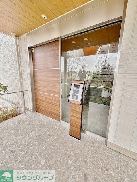 エントランス　エントランス