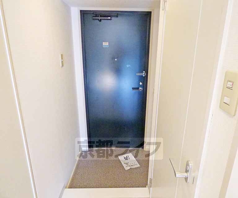 玄関　玄関です。