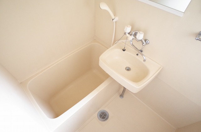 バス・シャワールーム　お風呂