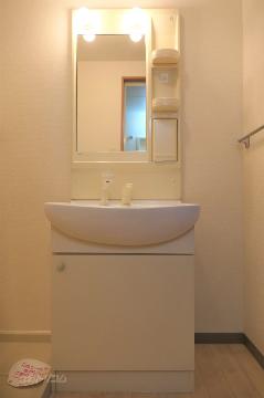 洗面設備　洗髪洗面化粧台