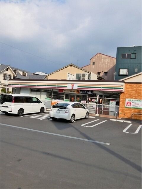 コンビニ　セブンイレブン 大阪背戸口４丁目店（コンビニ）まで281m