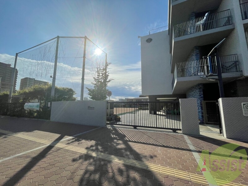 小学校　西宮市立南甲子園小学校（小学校）まで793m