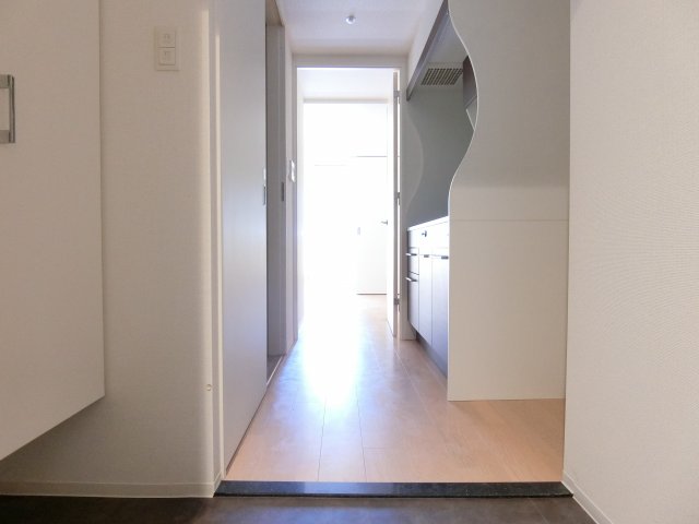 玄関　詳細は、RISUMO江坂本店→06-6155-7137まで♪