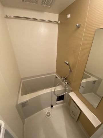 バス・シャワールーム　浴室乾燥機付き☆