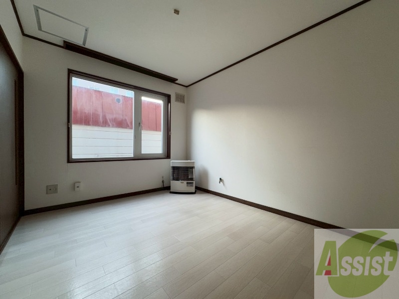 居室・リビング　広くてキレイなお部屋が広がっていて、充実した生活が送れそう。