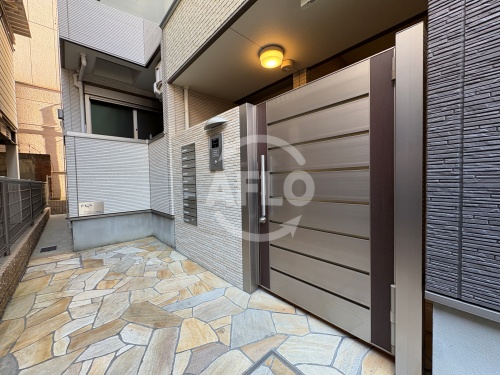 エントランス　フジパレス沢ノ町　エントランス