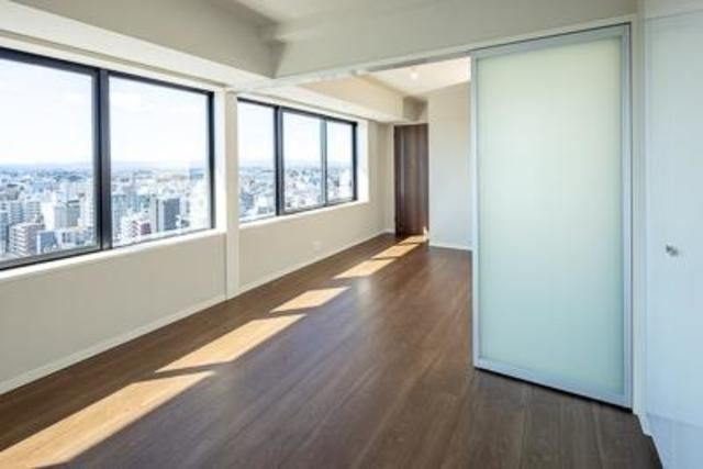 居室・リビング　参考画像 別住戸の写真です