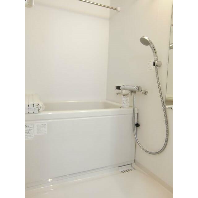 バス・シャワールーム　お風呂です