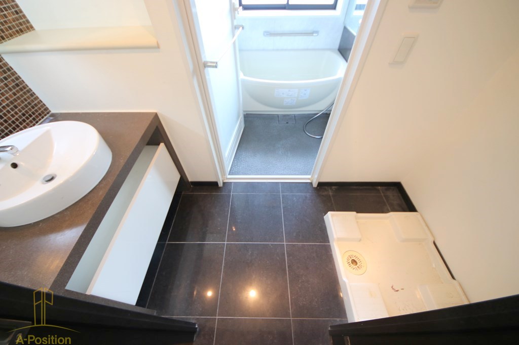 洗面設備　アルグラッド ザ・タワー心斎橋