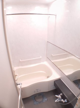 バス・シャワールーム　バス※別部屋参考写真