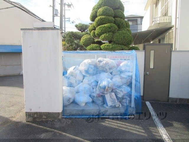 その他設備　ゴミ置き場