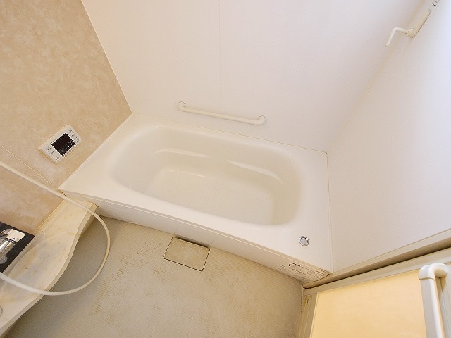 バス・シャワールーム　日々の暮らしに欠かせないお風呂です