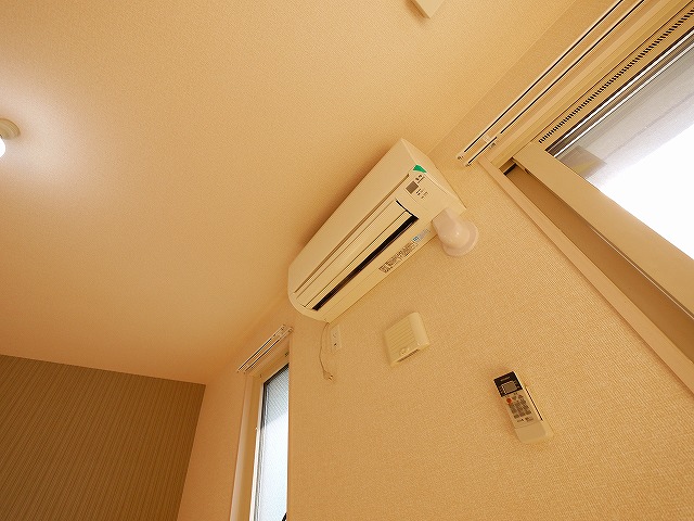 その他設備　エアコン設備